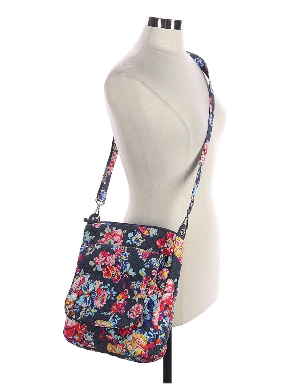 Vera Bradley Pretty Posies Carson Mailbag Crossbody